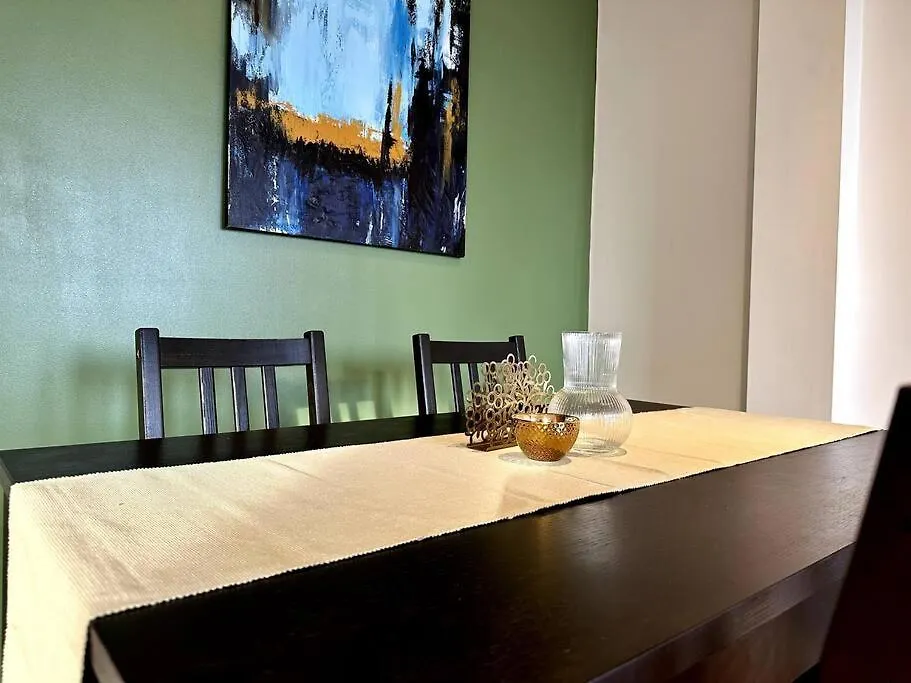 Royal London Gateway Apartment