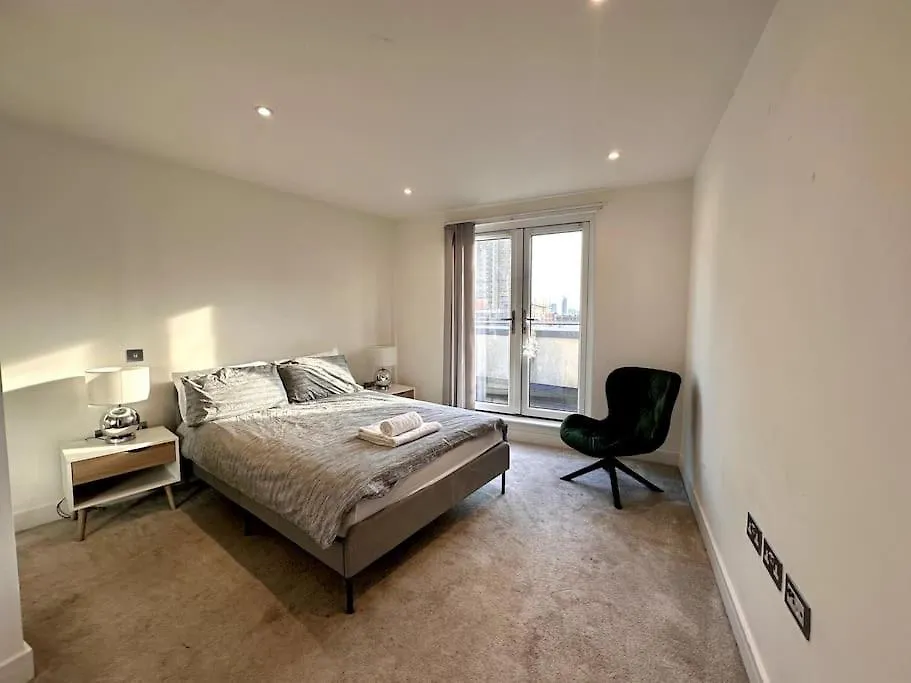 Royal London Gateway Apartment United Kingdom